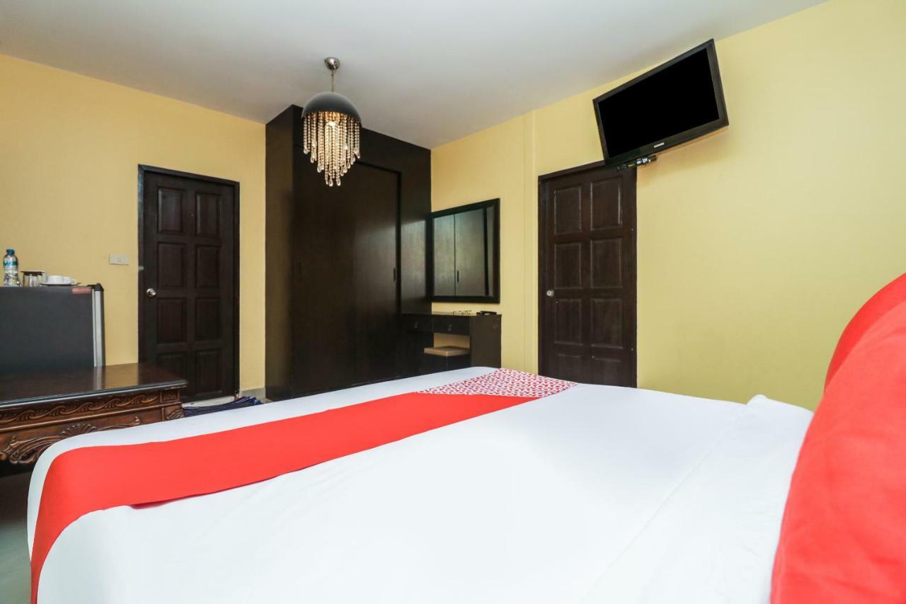 Oyo 131 Griebs Inn Pattaya Eksteriør bilde