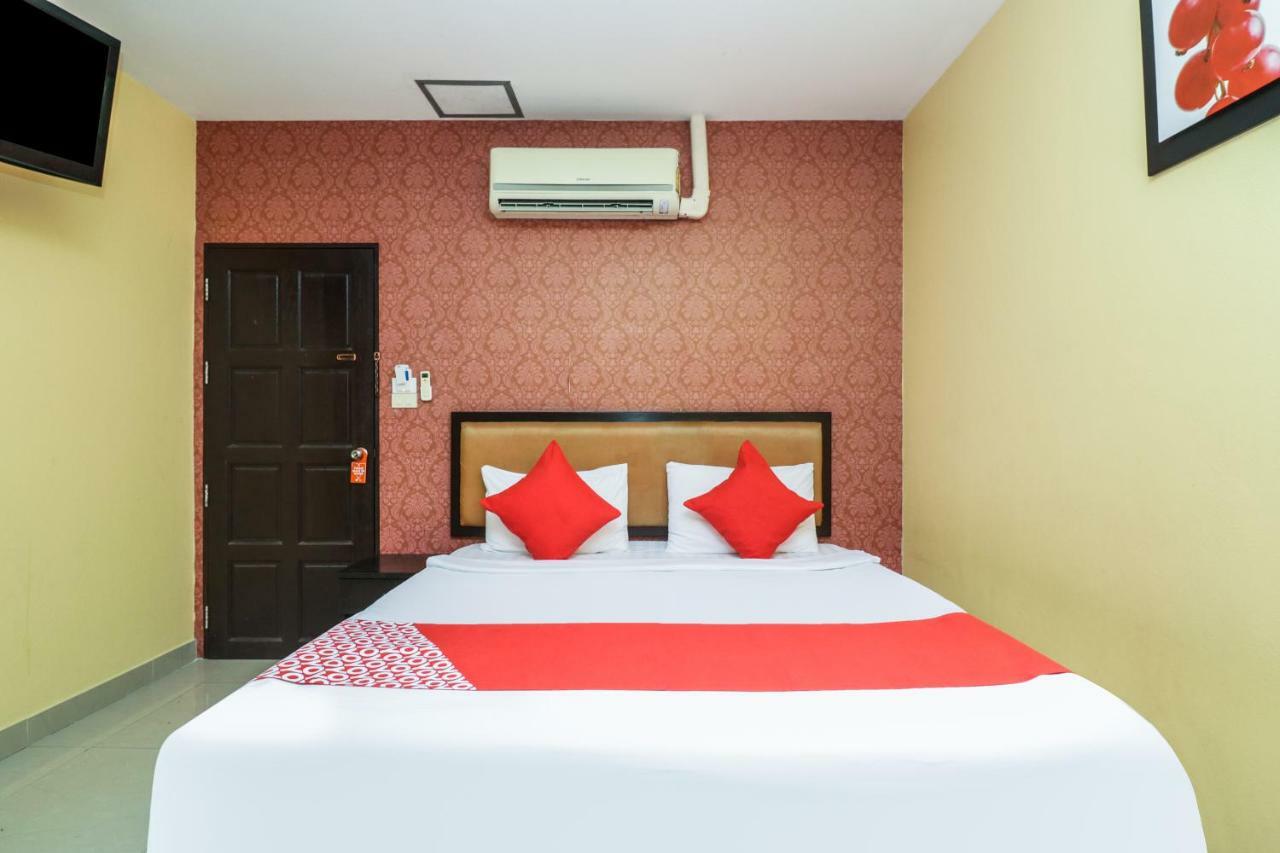Oyo 131 Griebs Inn Pattaya Eksteriør bilde