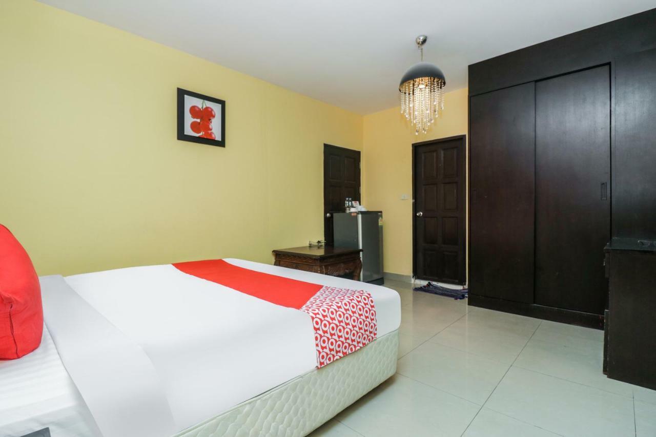 Oyo 131 Griebs Inn Pattaya Eksteriør bilde