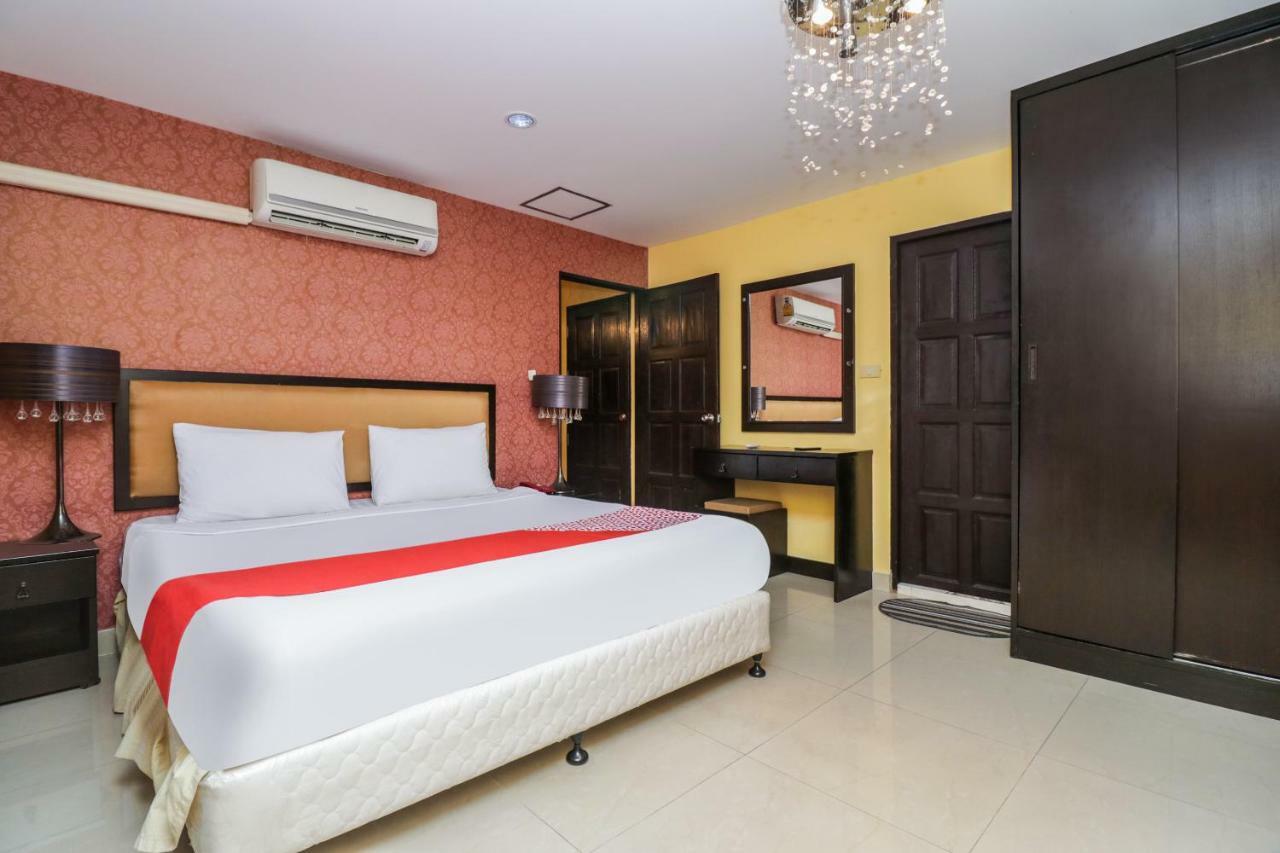 Oyo 131 Griebs Inn Pattaya Eksteriør bilde