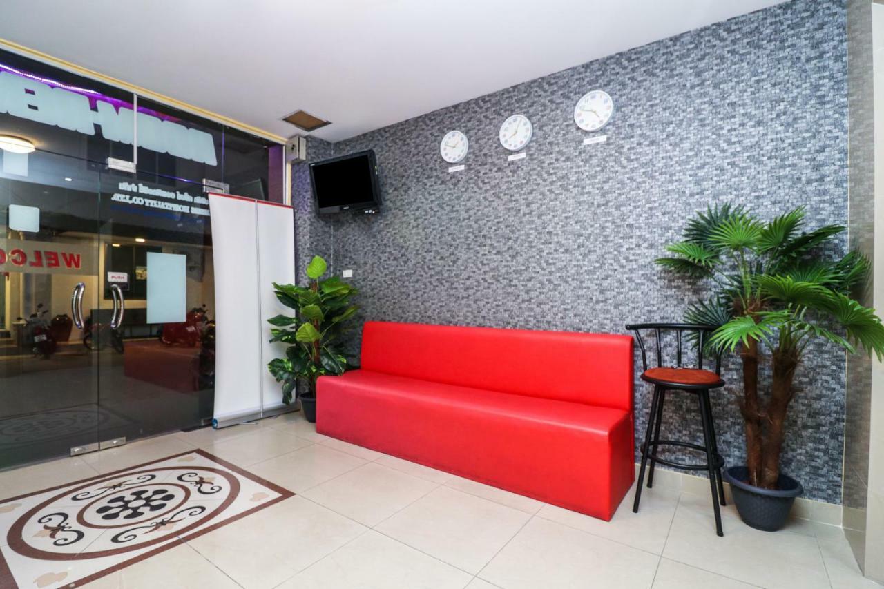 Oyo 131 Griebs Inn Pattaya Eksteriør bilde